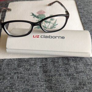 Liz Claiborne Eyeglasses L422  Frames 49  17 135 Flex Hinges and Case
